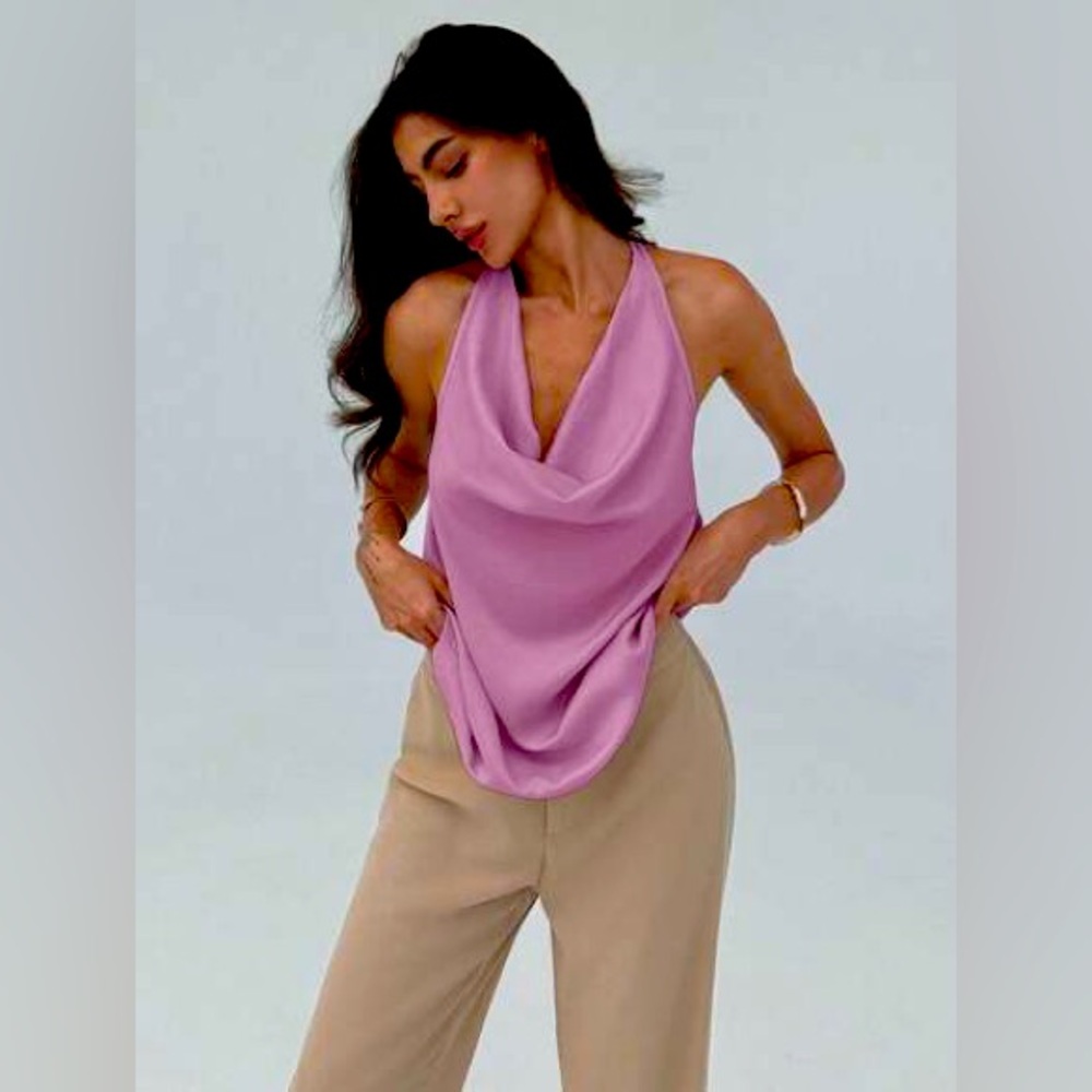 OFFERS OPEN💕 Women’s XS fitted office blouse Express sleeveless cowl neck office